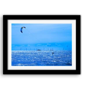 kitesurfer sur un océan de bleu Pornichet